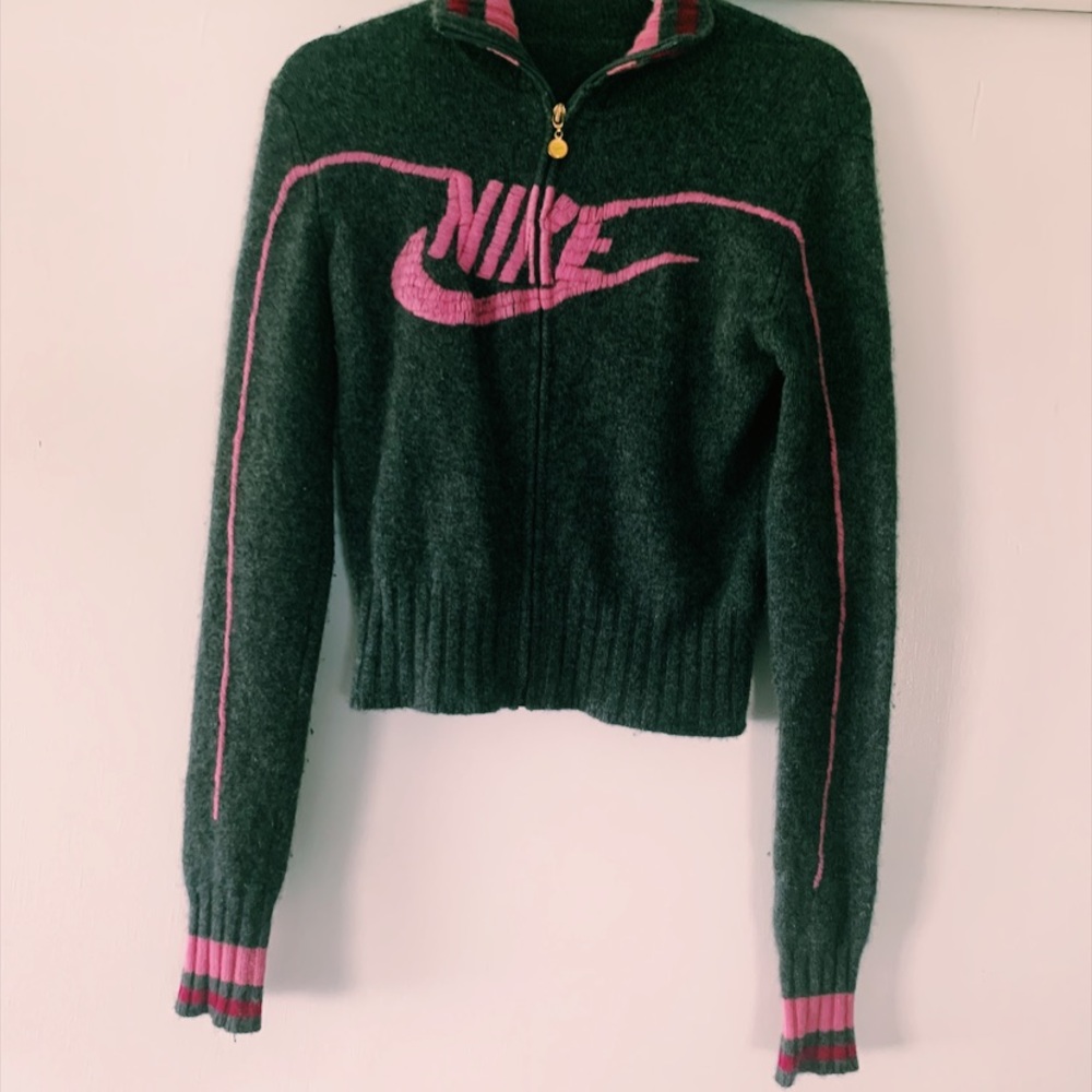 100% cashmere vintage nike zip up sweater
